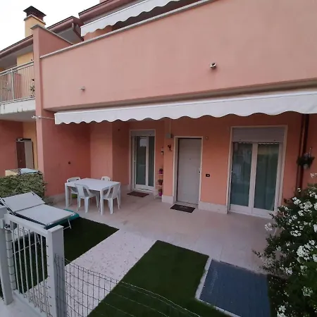 Apartment Nuova Casa Al Con Piscina Desenzano del Garda