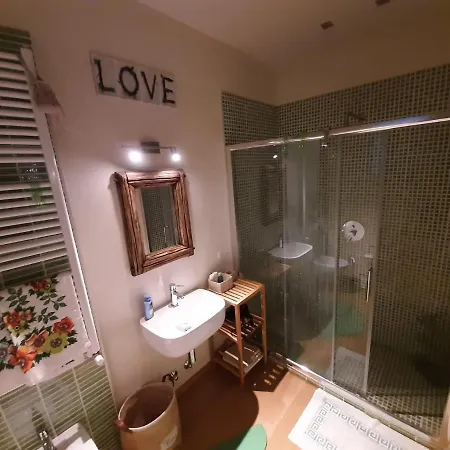 Nuova Casa Al Con Piscina Apartment Desenzano del Garda